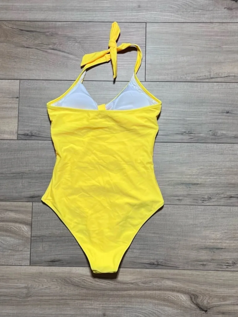 Bellecarrie Women's One Piece Halter Ruched Swimsuit Size Small Yellow